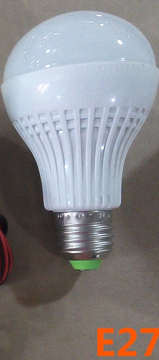 Power A Edison E26 Base 5V 6V Light Bulb Directly From Any USB Port -  12VMonster Lighting